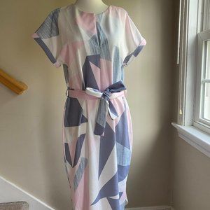 Pastel pink, gray & white short sleeve dress with geometric pattern & tie belt